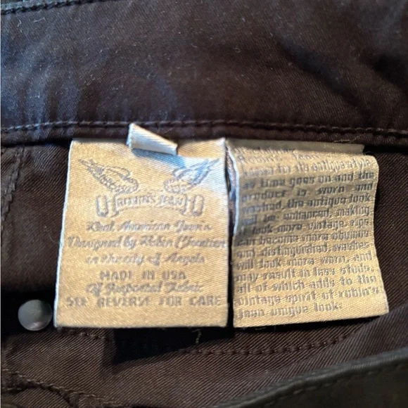 Robin's Jeans - Picture 3 of 7